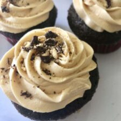 Mexican Chocolate Cupcakes With Dulce De Leche Buttercream