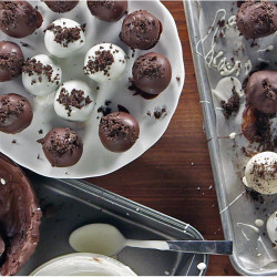 Anyone Can Master This No-bake Chocolate Truffle Recipe