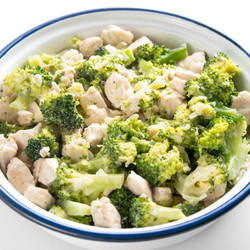 Low Carb Hähnchen-brokkoli-pfanne