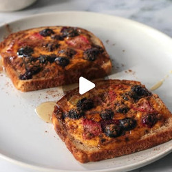Berry Cinnamon Custard Toast