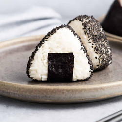 Quick &amp; Easy Onigiri (3 Ingredients)