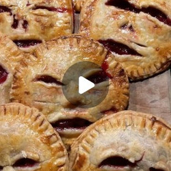 Apple-raspberry Face Pies