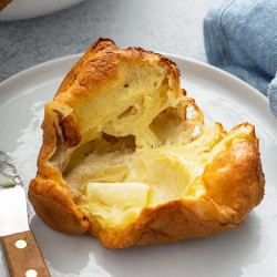 Light &amp; Buttery Classic Popovers