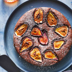 Chocolate And Fig Cake