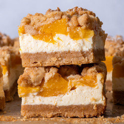 Gluten Free Peach Cheesecake Bars