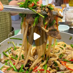 Stir-fried Udon With Beef Belly
