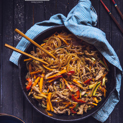 Chow Mein Z Makaronem Ryżowym