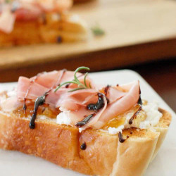 Fig Prosciutto Goat Cheese Crostini Recipe