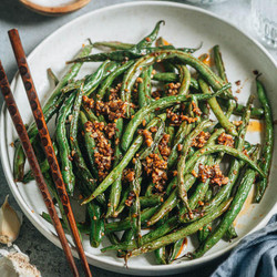 Air Fryer Garlic Green Beans