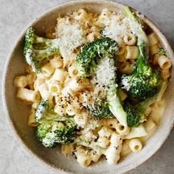 Cheater's Mac And Cheese