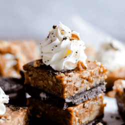 Oreo Pecan Pie Bars
