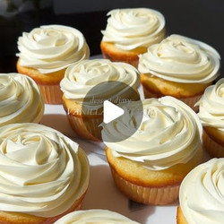 Vanilla Cupcakes and Sheet Cake Recipe With Buttercream Frosting
