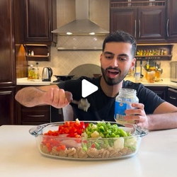 معكرونة الدجاج بالفاهيتا والجبنة