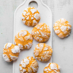 Soft And Chewy Pumpkin Crinkle Cookies