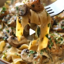 Creamy Chicken Stroganoff