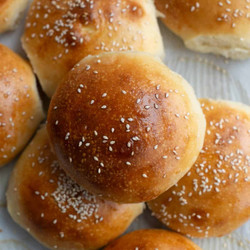 Easy Sourdough Hamburger Buns