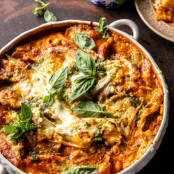 Stuffed Creamy Tomato Basil Pasta Shells