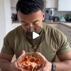 High Protein Pizza Bowl