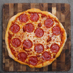 2-ingredient Pizza Dough