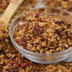 Easy And Healthy Homemade Granola Recipe