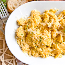 Spanish Garlic Scrambled Eggs
