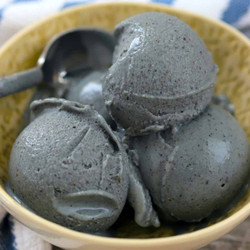 Ninja Creami Recipe (blueberry)