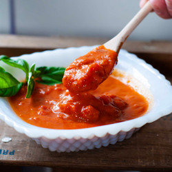 Homemade Tomato Sauce