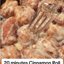 Cinnamon Roll Bites