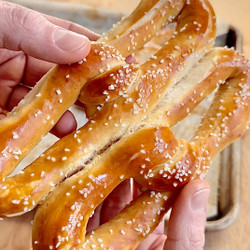 Philly Soft Pretzels