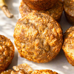 Healthy Banana Nut Muffins (no Oil, With Greek Yogurt And Oats)