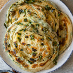 Shou Zhua Scallion Pancake