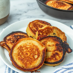 Southern Buttermilk Hoe Cakes (johnny Cakes)