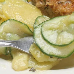 Gurken-kartoffelsalat