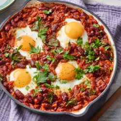 Spicy Kidney Beans And Baked Eggs