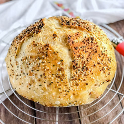 Everything Bagel No-knead Bread
