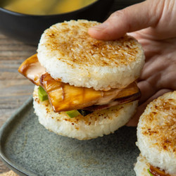 Rice Burger With Teriyaki Mushrooms