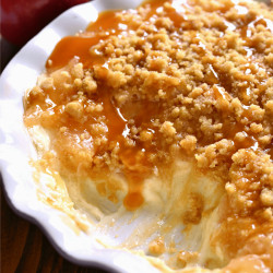 Baked Caramel Apple Cheesecake Dip