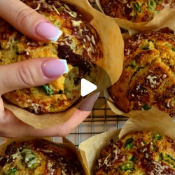 Buttermilk Cornbread Muffins With Bacon, Jalapeño, White Cheddar And Chives