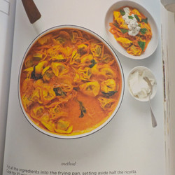 Tomato Tortellini