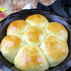 Refrigerator Rolls