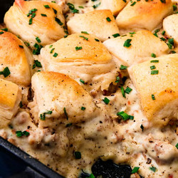Biscuits And Gravy Bake