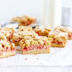 Easy Baked Rhubarb (or strawberry) Dessert Bars