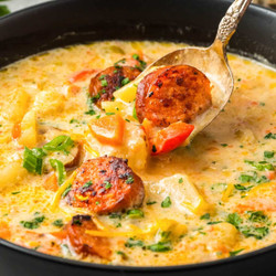 Slow Cooker Cajun Potato Soup