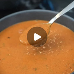 Roasted Tomato Basil Soup