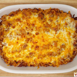 Easy Cheesy Beef And Macaroni Casserole