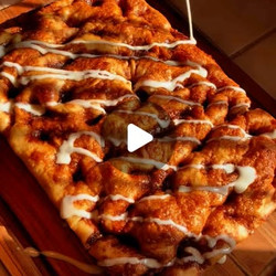Cinnamon Roll Focaccia