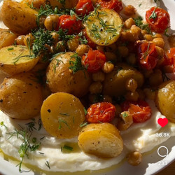 Batch Lemon Potato Tomato Sheet Pan Dinner with Toom garlic dip (based on PlantYou)