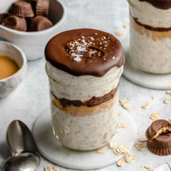 Peanut Butter Cup Overnight Oats