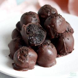 Easy Oreo Truffles