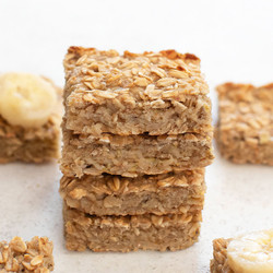 3 Ingredient Banana Oatmeal Bars